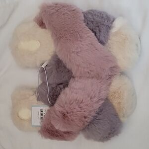 NWT C&J Girls' Slippers Sz 4/5